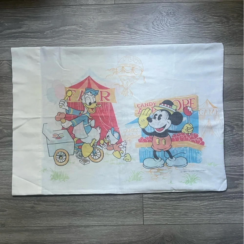 Vintage Disney Mickey Goofy Minnie Circus White Pillowcase Kids Nostalgia